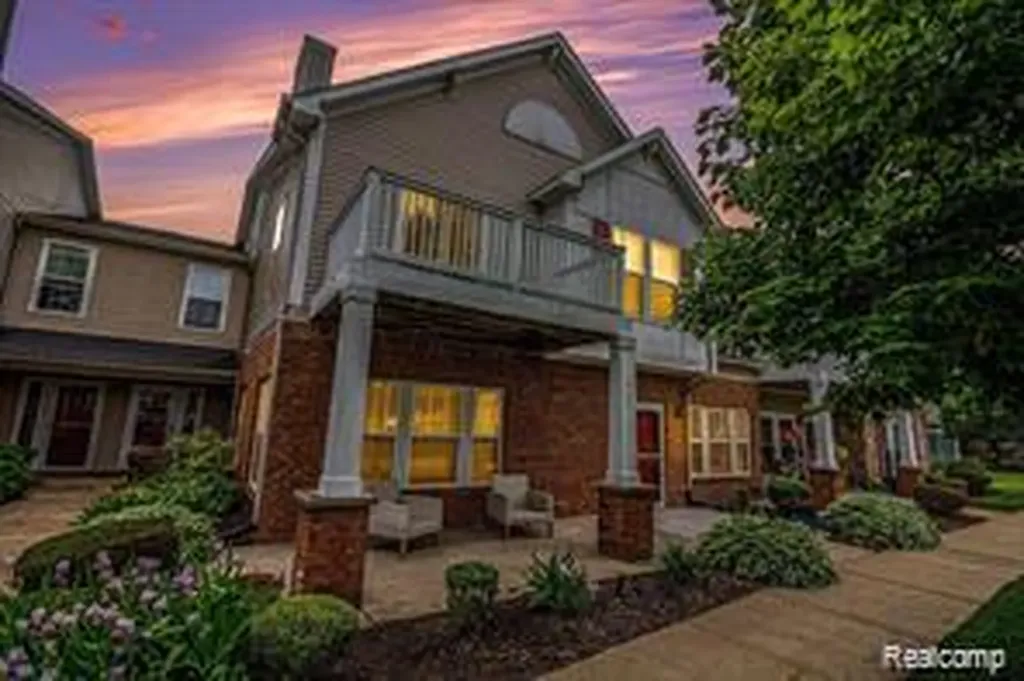 1767 Welland Street Howell City MI 48855