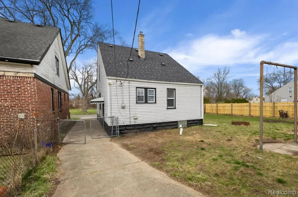 15424 Cruse Street Detroit City MI 48227