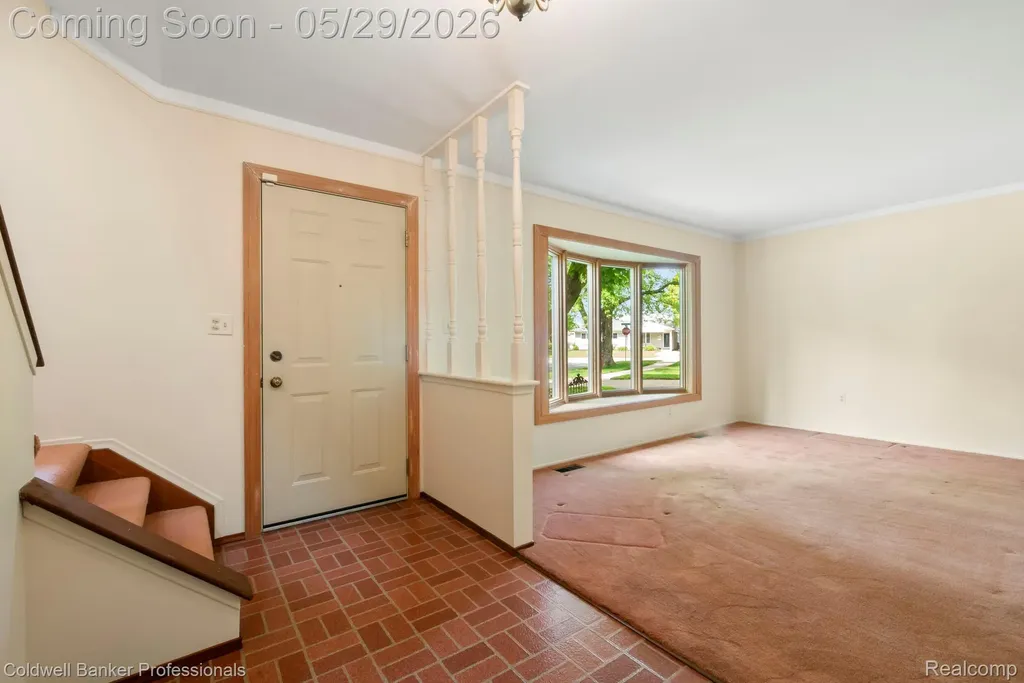 9310 Oakcliffe Drive Plymouth Charter Township MI 48170