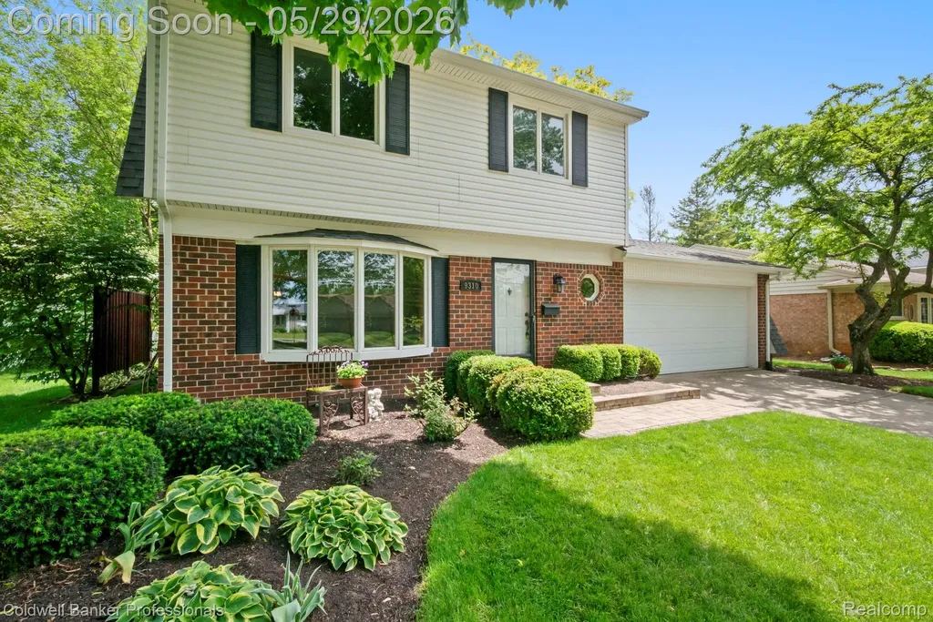 9310 Oakcliffe Drive Plymouth Charter Township MI 48170