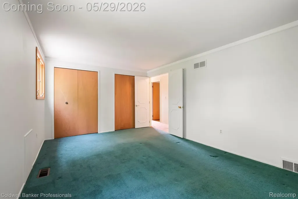 9310 Oakcliffe Drive Plymouth Charter Township MI 48170