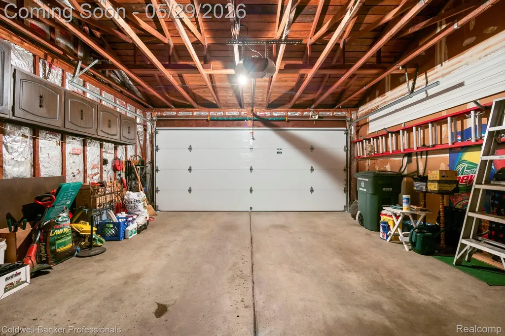 9310 Oakcliffe Drive Plymouth Charter Township MI 48170