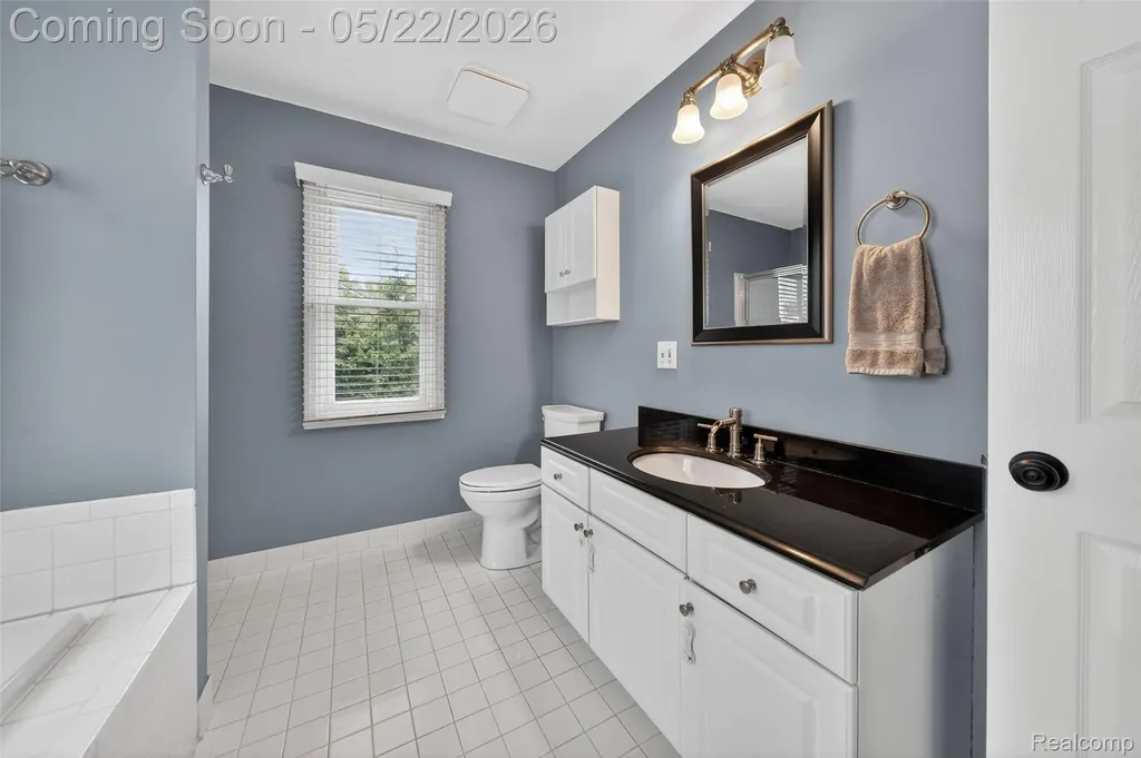 1427 Trailside Boulevard Wixom City MI 48393
