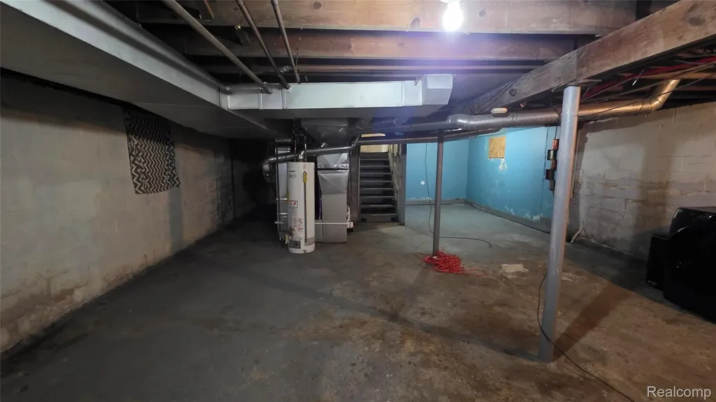 196 Beach Street Pontiac City MI 48342