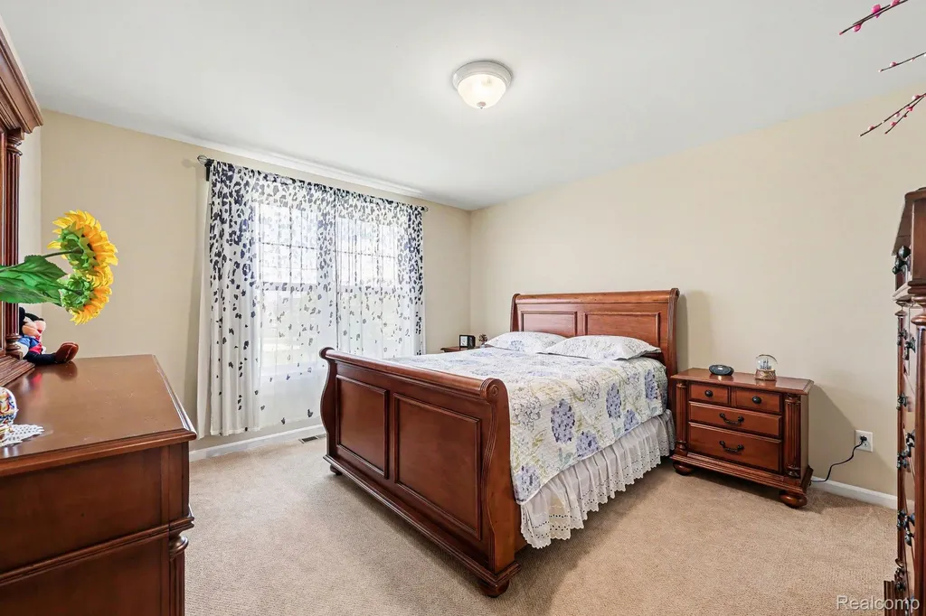 51133 Federal Boulevard Canton Charter Township MI 48188