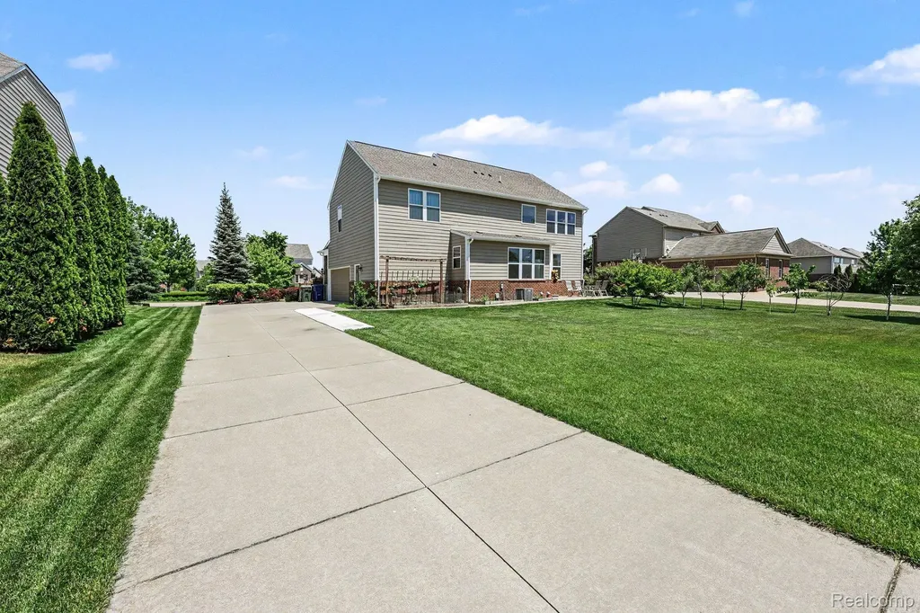 51133 Federal Boulevard Canton Charter Township MI 48188
