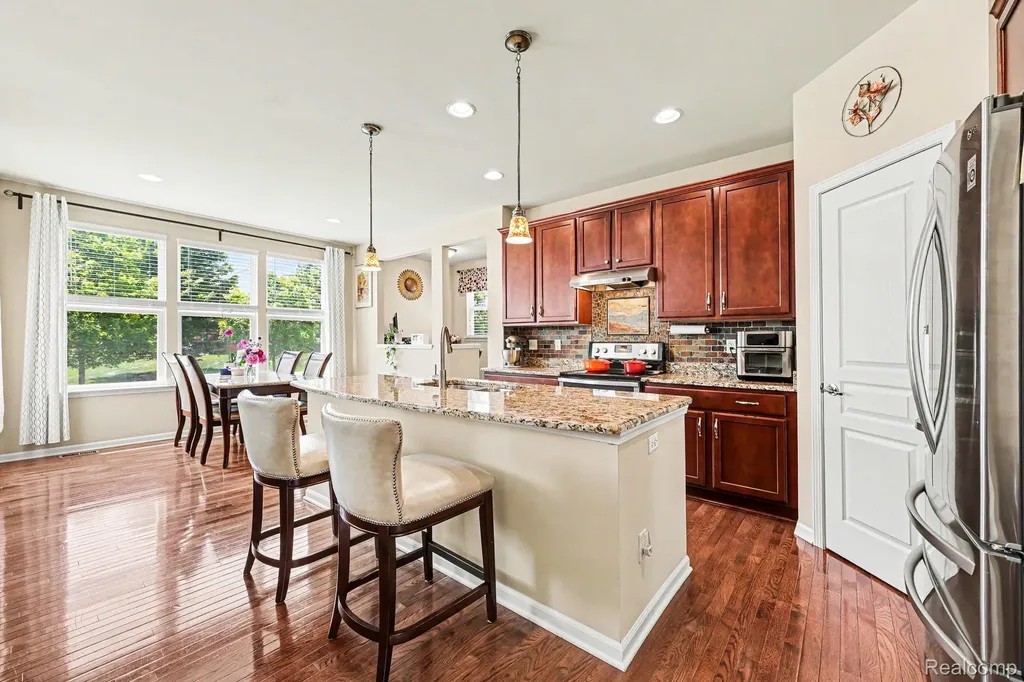 51133 Federal Boulevard Canton Charter Township MI 48188