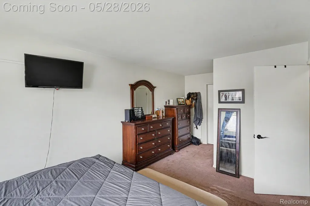 5506 Old Franklin Road Grand Blanc Charter Township MI 48439