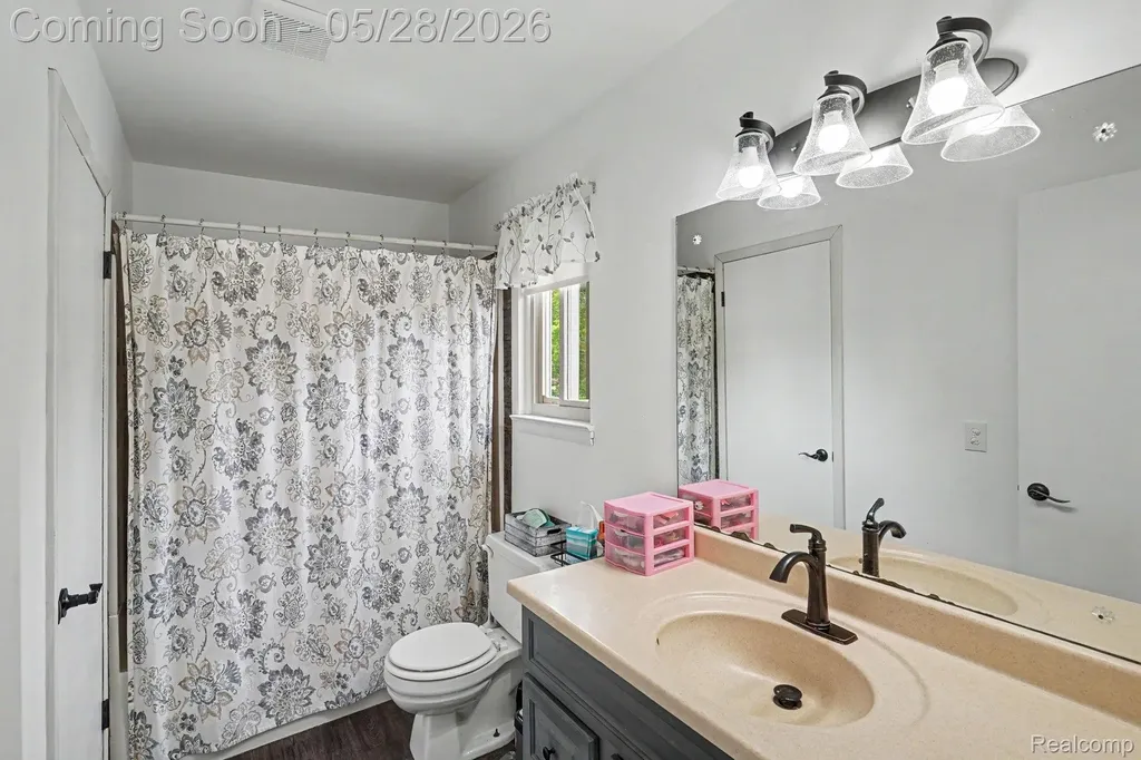 5506 Old Franklin Road Grand Blanc Charter Township MI 48439