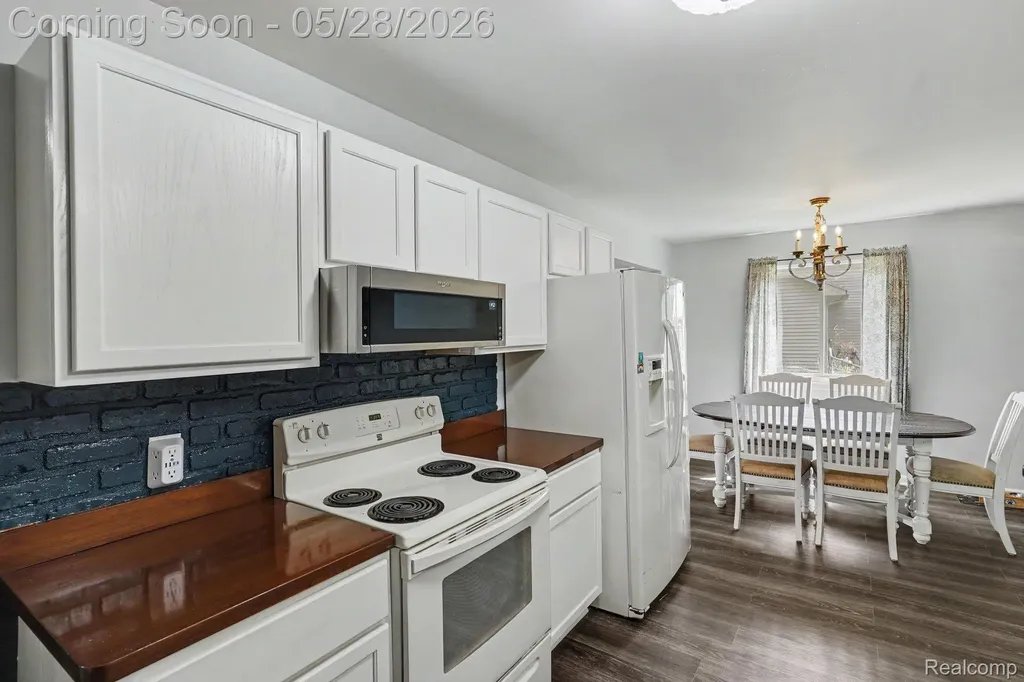 5506 Old Franklin Road Grand Blanc Charter Township MI 48439