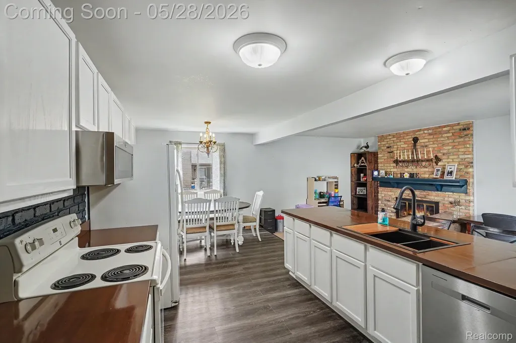 5506 Old Franklin Road Grand Blanc Charter Township MI 48439