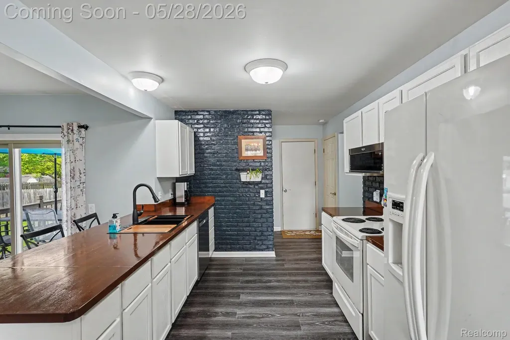 5506 Old Franklin Road Grand Blanc Charter Township MI 48439