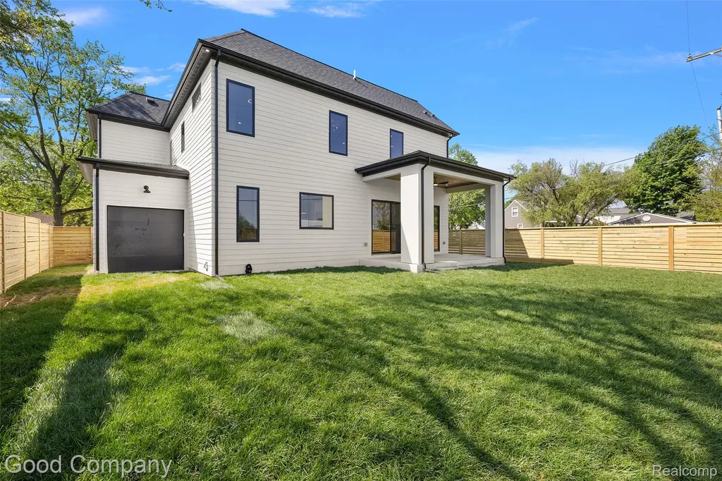 1228 W Windemere Avenue Royal Oak City MI 48073