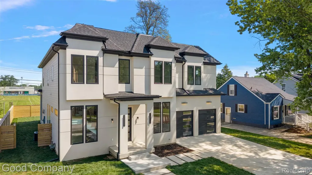 1228 W Windemere Avenue Royal Oak City MI 48073