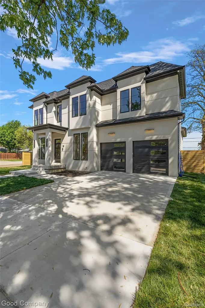 1228 W Windemere Avenue Royal Oak City MI 48073