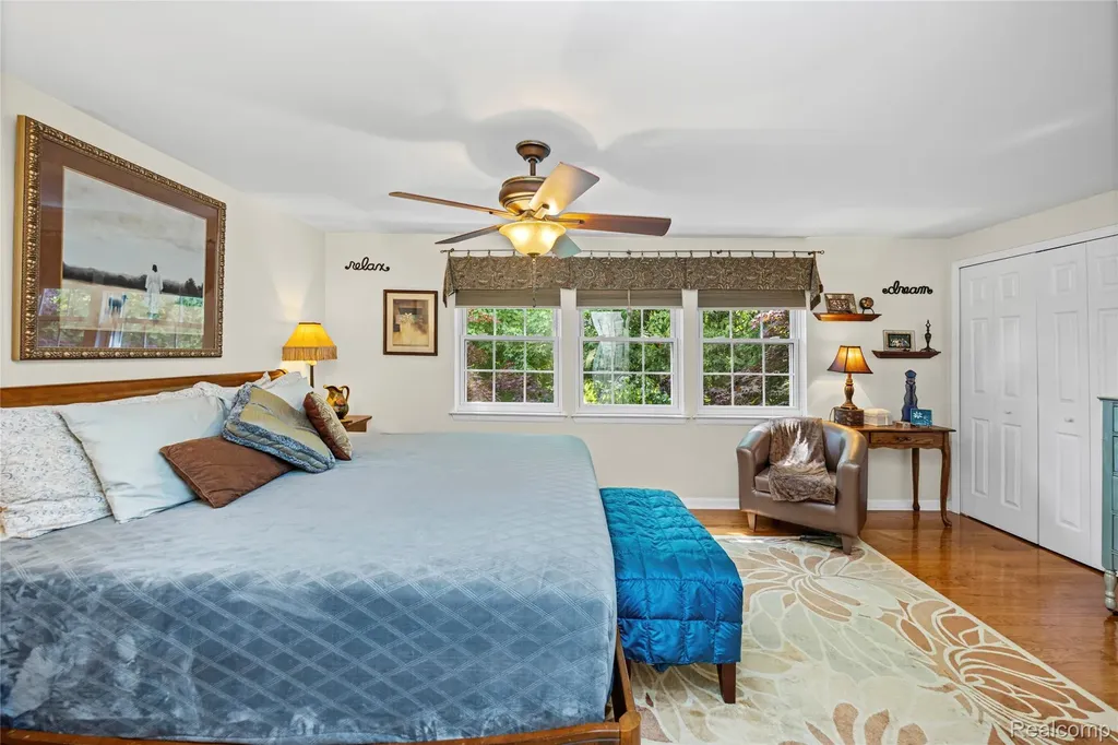 42683 Savoy Court Northville Township MI 48167