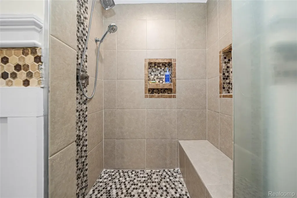 42683 Savoy Court Northville Township MI 48167