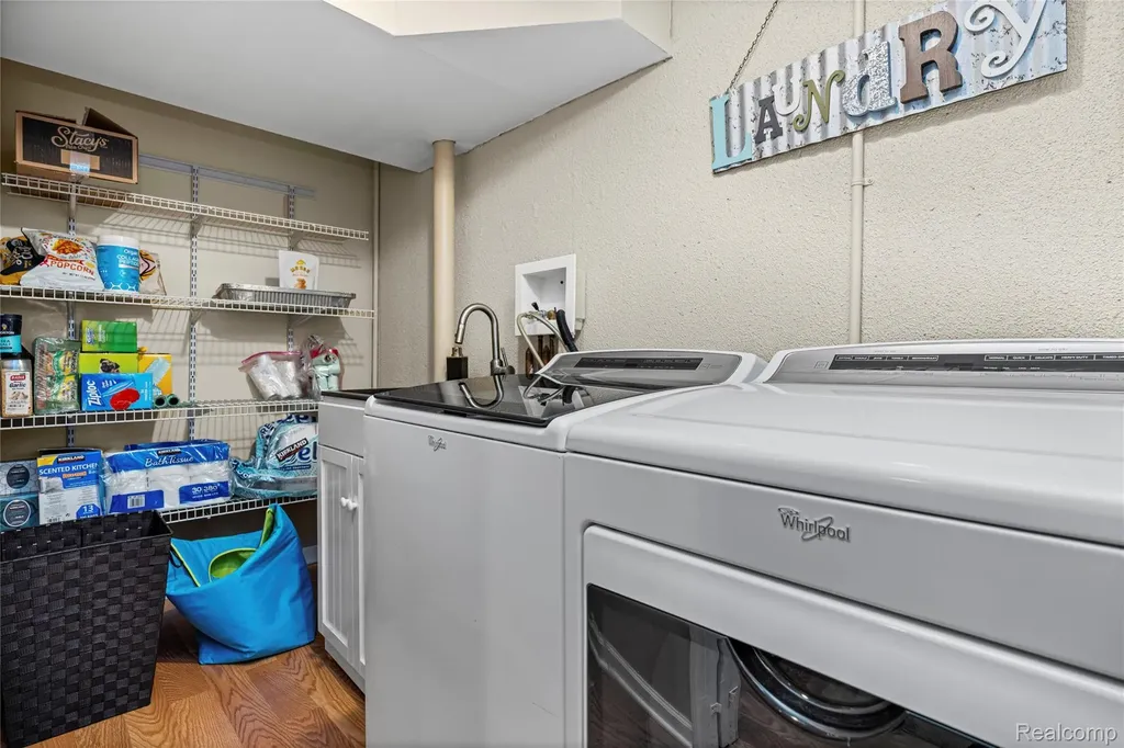 42683 Savoy Court Northville Township MI 48167
