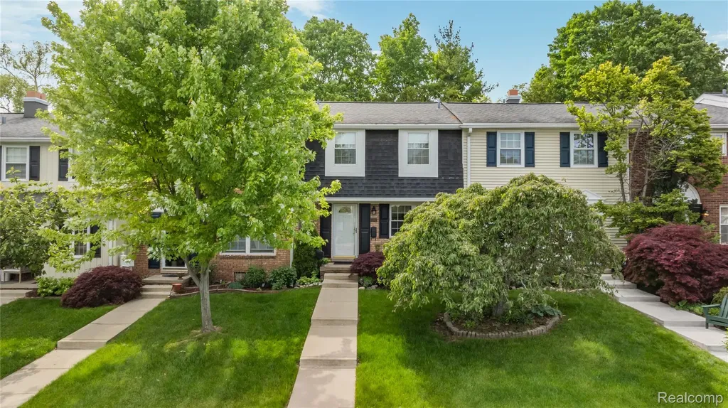 42683 Savoy Court Northville Township MI 48167
