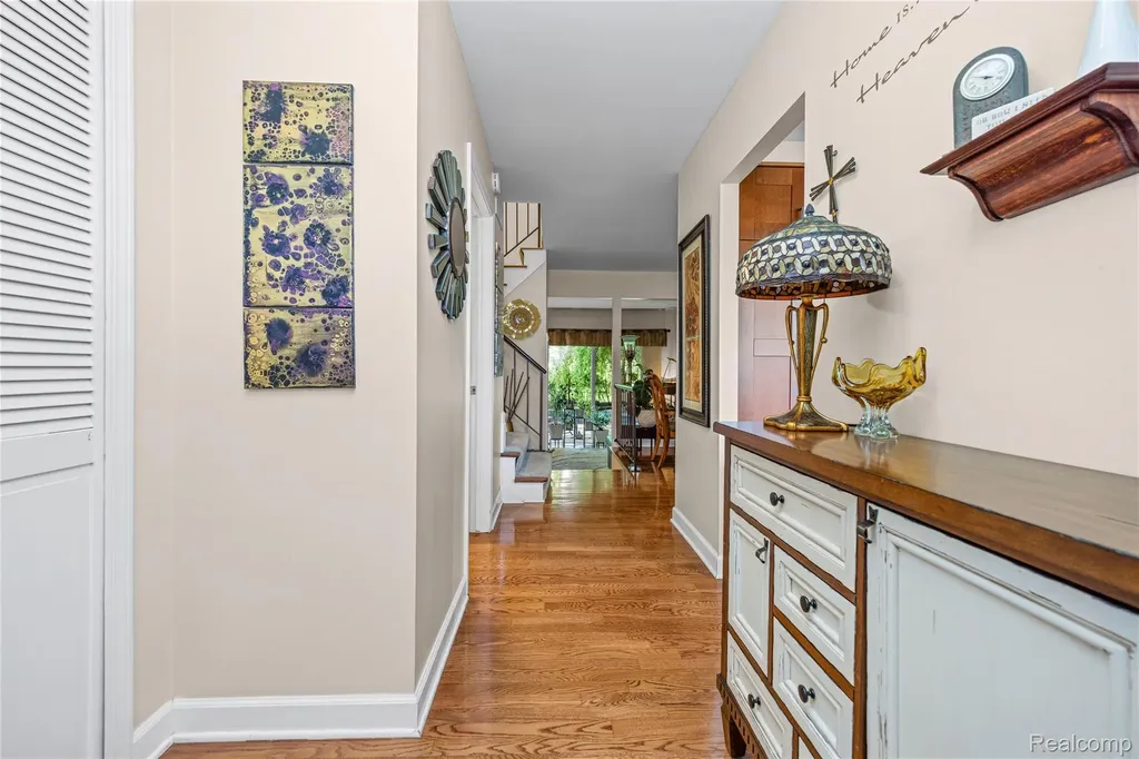 42683 Savoy Court Northville Township MI 48167