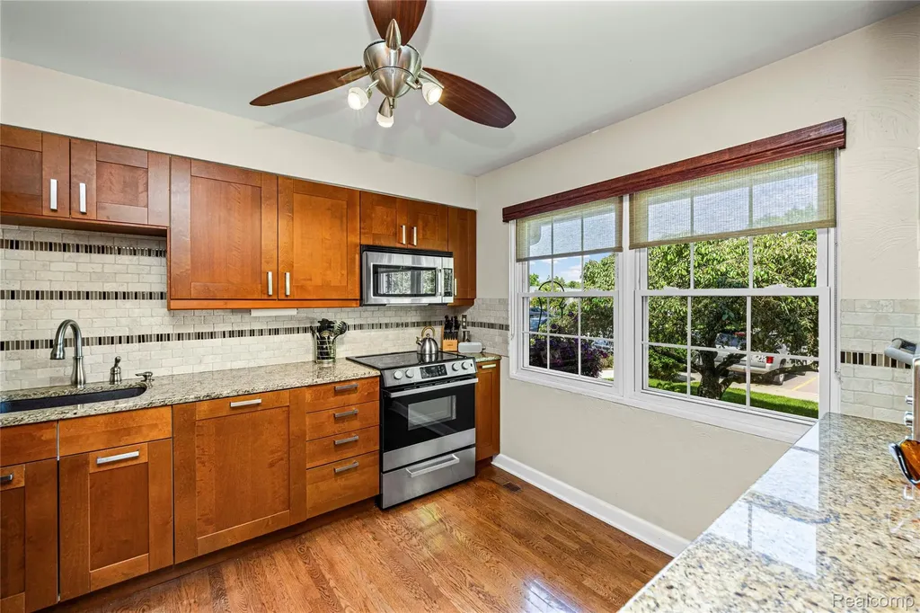 42683 Savoy Court Northville Township MI 48167