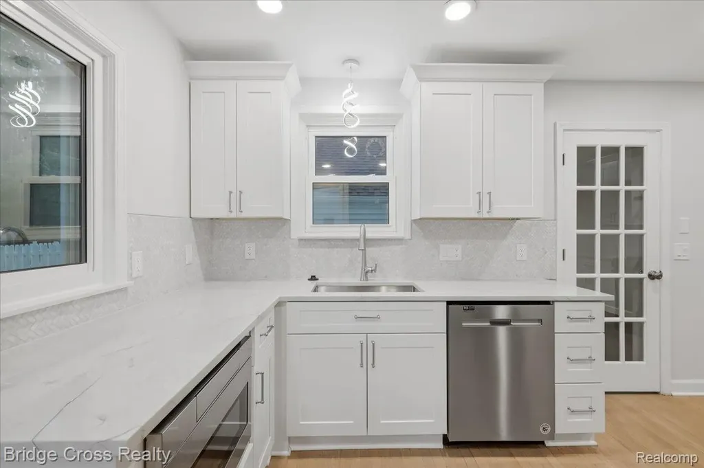 1790 Humphrey Avenue Birmingham City MI 48009