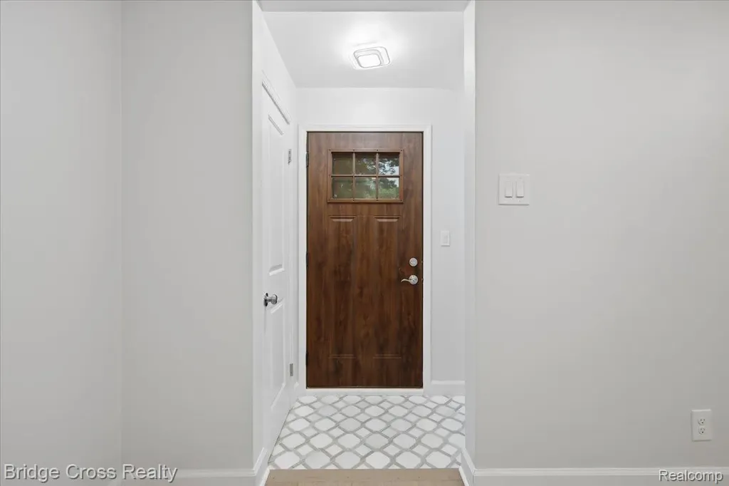 1790 Humphrey Avenue Birmingham City MI 48009