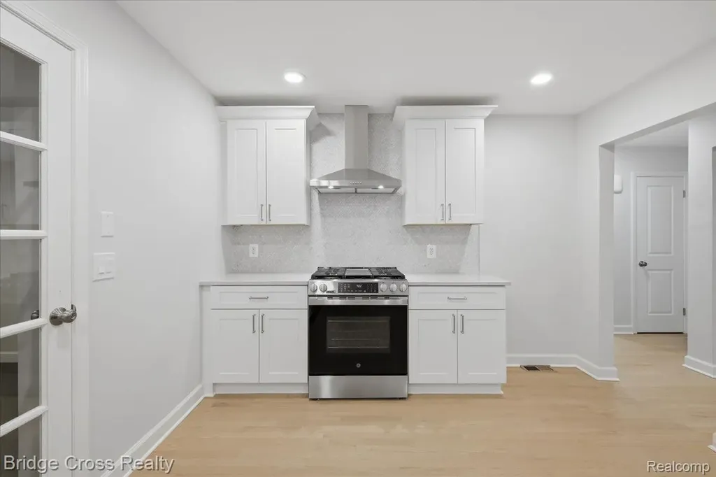 1790 Humphrey Avenue Birmingham City MI 48009