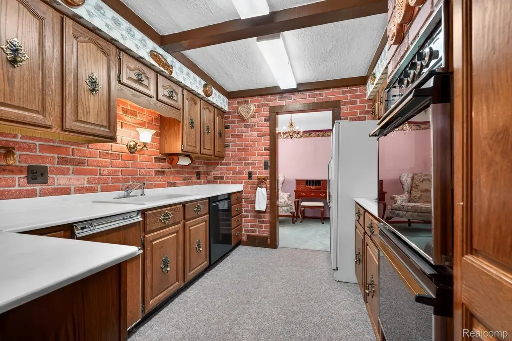 2315 19th Street Wyandotte City MI 48192