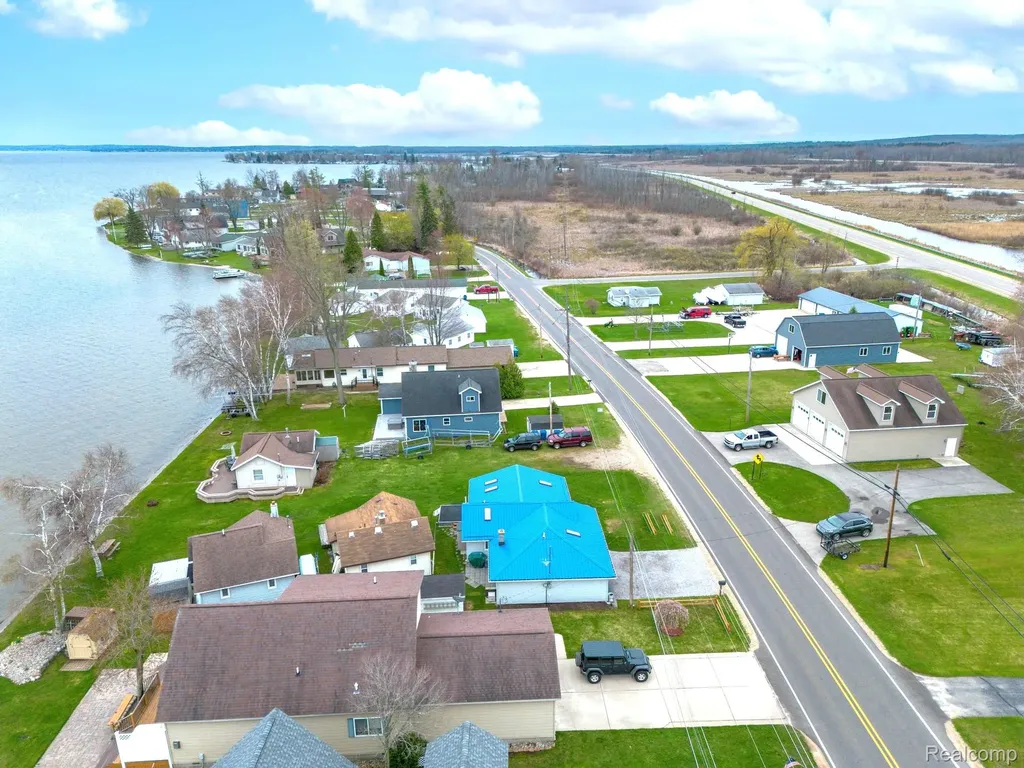 12508 West Shore Drive Roscommon Township MI 48629