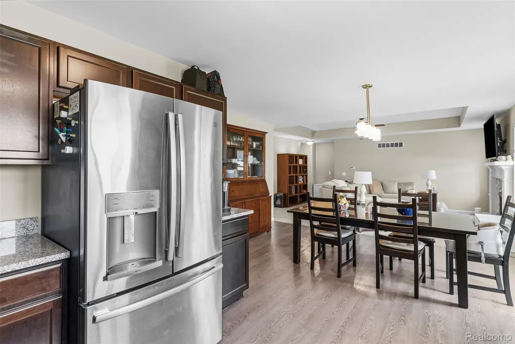 2261 Legacy Drive Burton City MI 48519