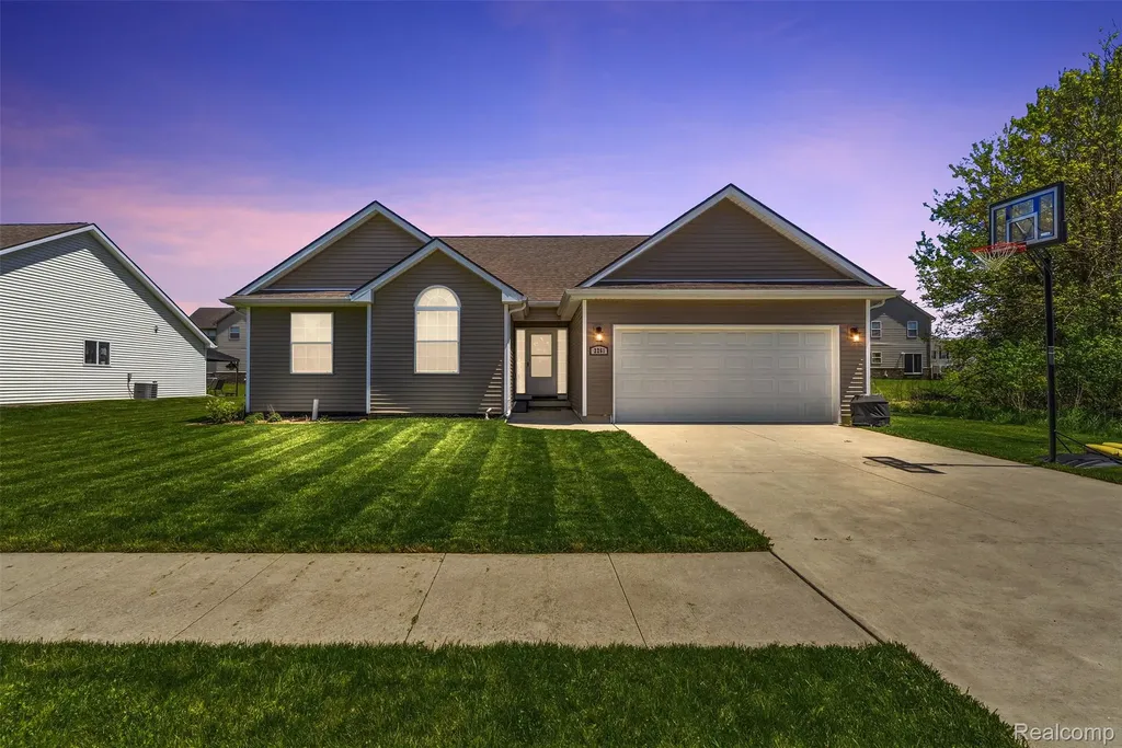 2261 Legacy Drive Burton City MI 48519