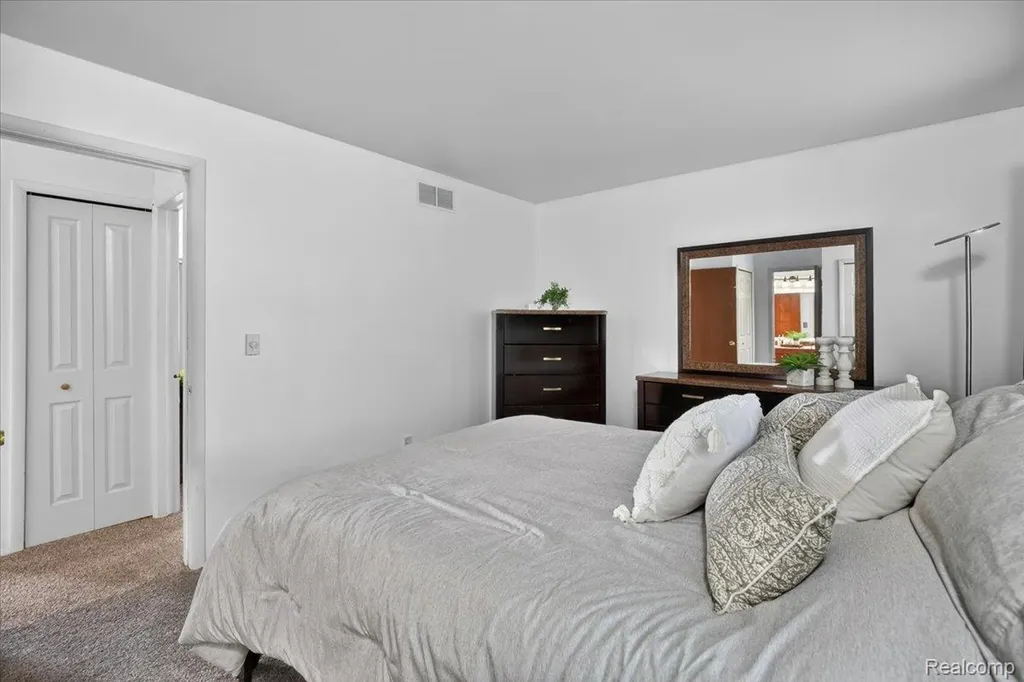 32858 Coach Drive Chesterfield Township MI 48047