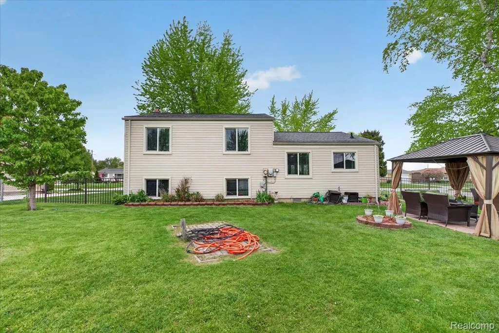 32858 Coach Drive Chesterfield Township MI 48047