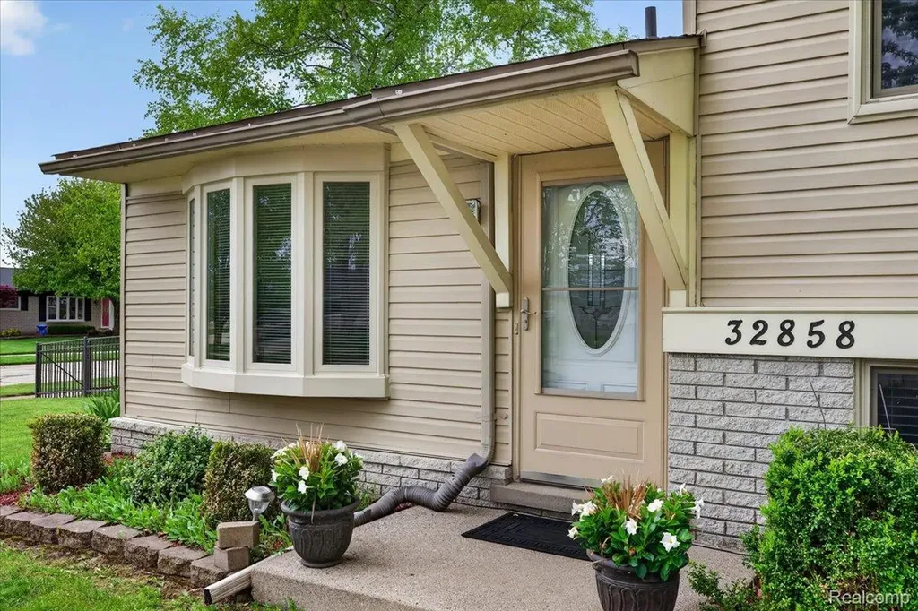 32858 Coach Drive Chesterfield Township MI 48047
