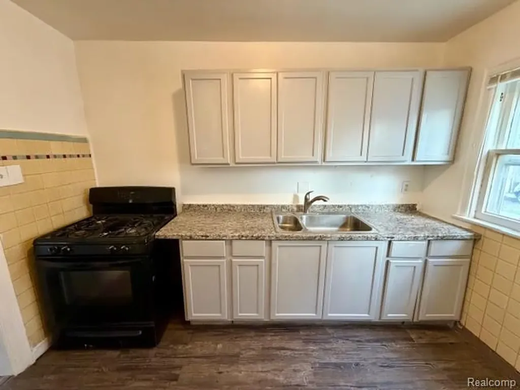 14590 Ardmore Street Detroit City MI 48227