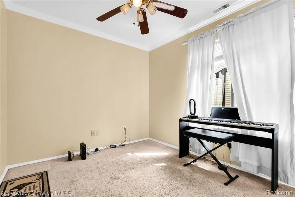24177 Evergreen Road Southfield City MI 48075
