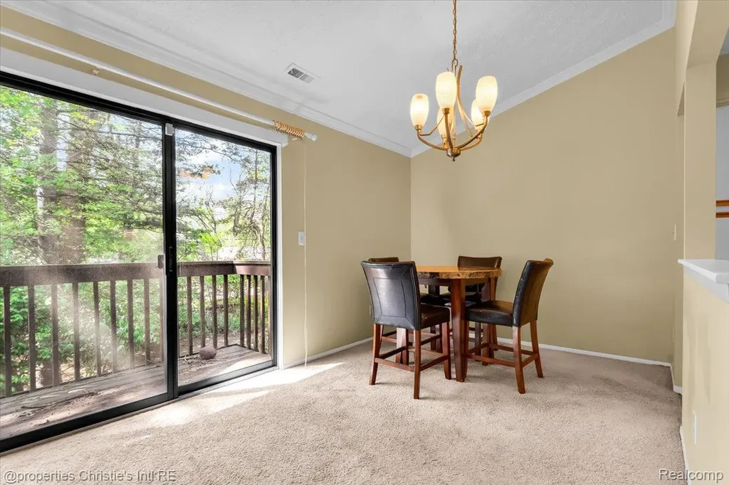 24177 Evergreen Road Southfield City MI 48075
