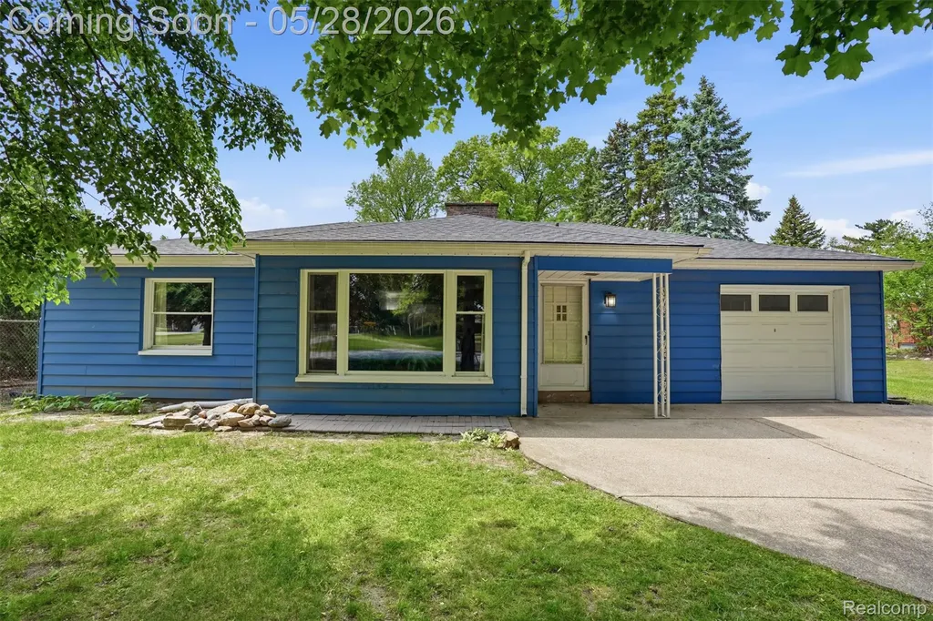 14217 Richfield Street Livonia City MI 48154