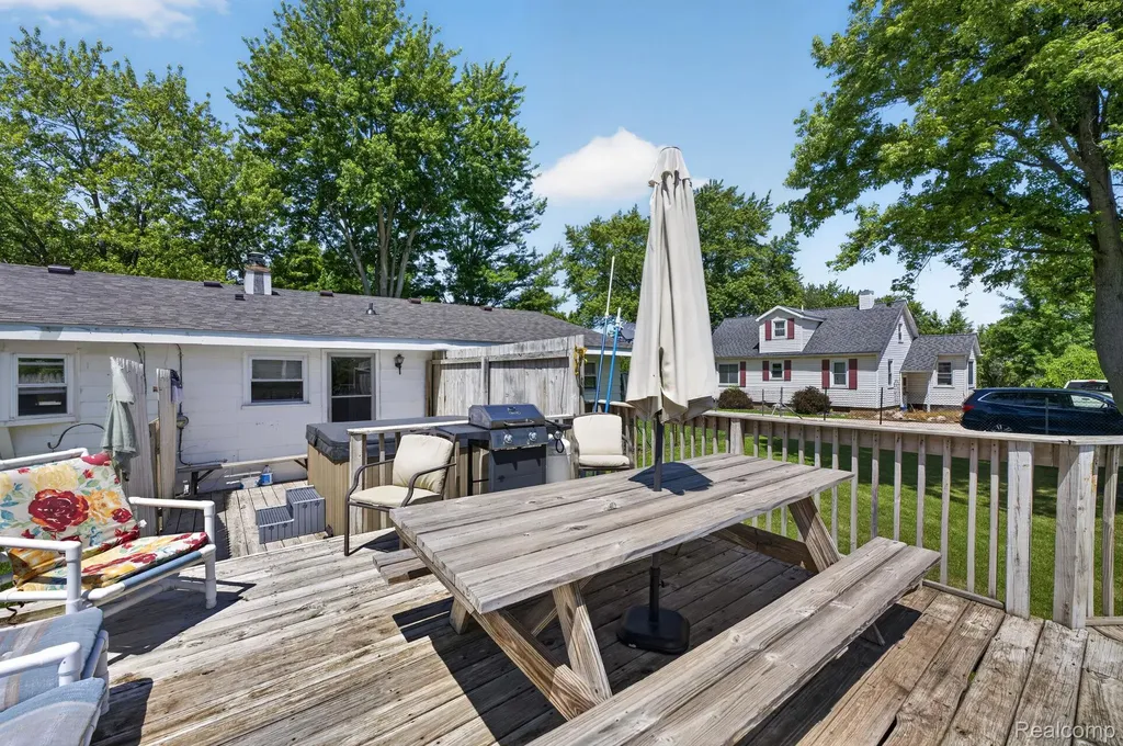 5233 Torrey Road Mundy Township MI 48507