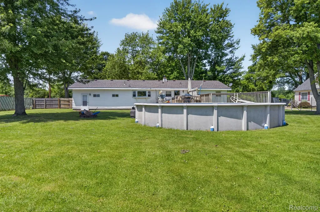 5233 Torrey Road Mundy Township MI 48507