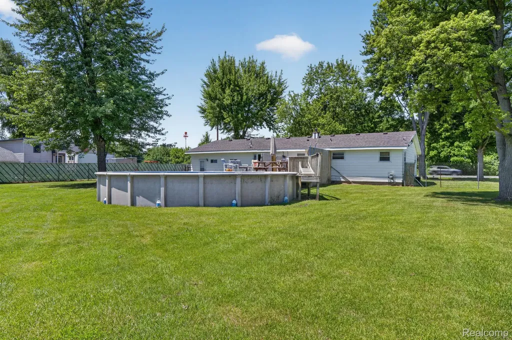 5233 Torrey Road Mundy Township MI 48507