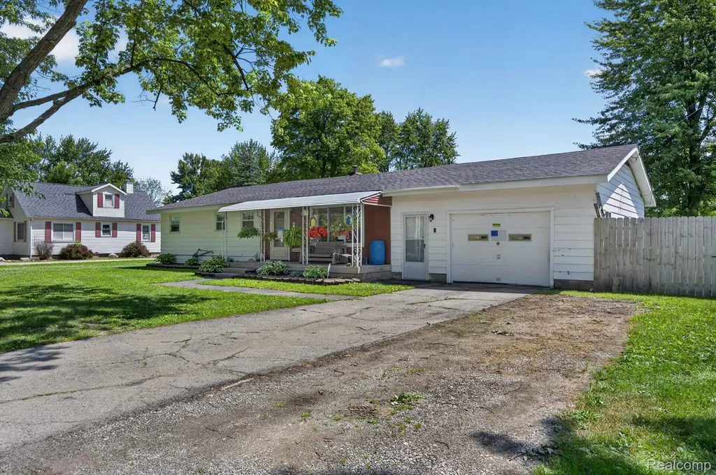 5233 Torrey Road Mundy Township MI 48507