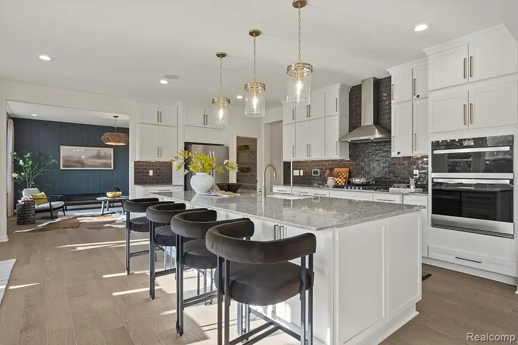 13970 Regatta Bay Drive Shelby Charter Township MI 48315