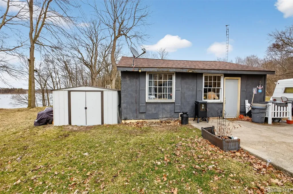 4466 Mill Street Columbiaville Village MI 48421