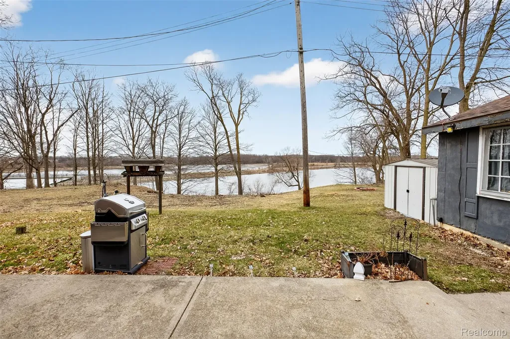 4466 Mill Street Columbiaville Village MI 48421