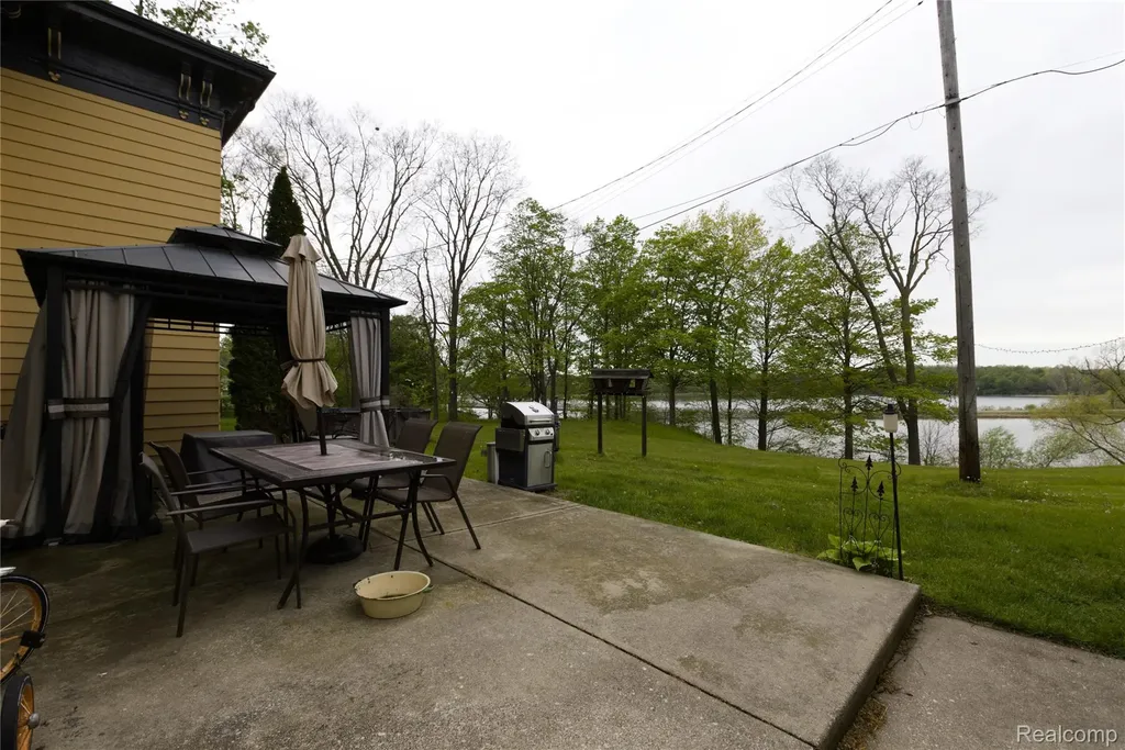 4466 Mill Street Columbiaville Village MI 48421