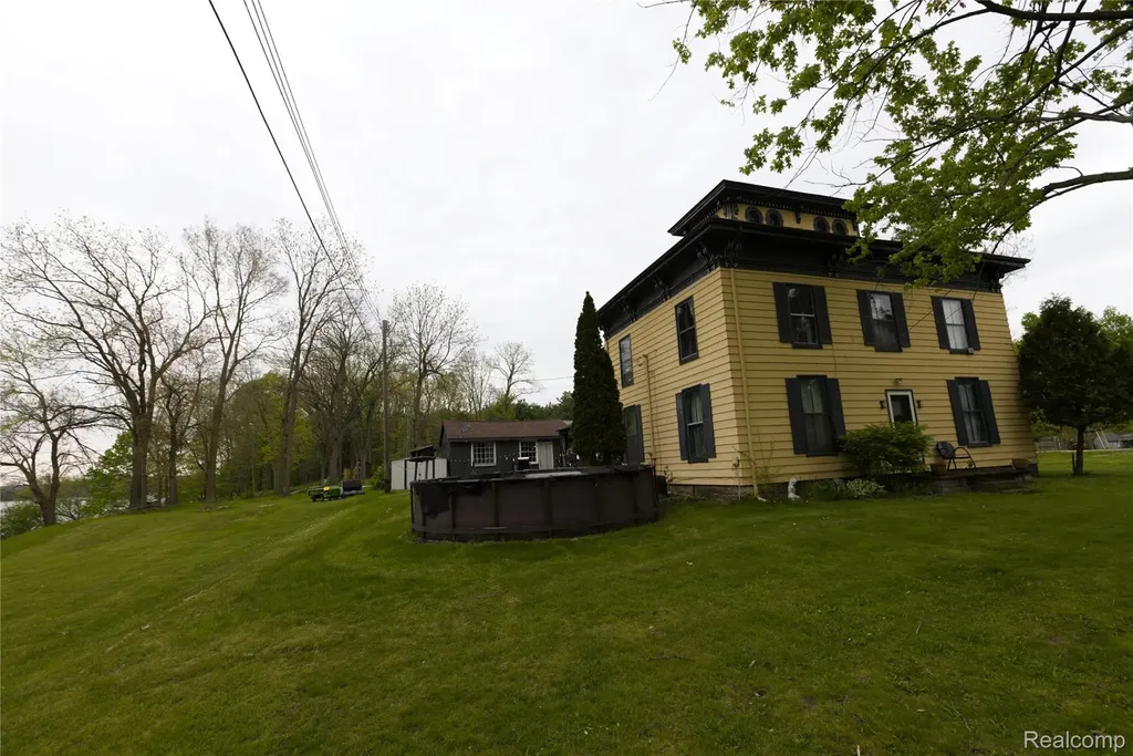 4466 Mill Street Columbiaville Village MI 48421