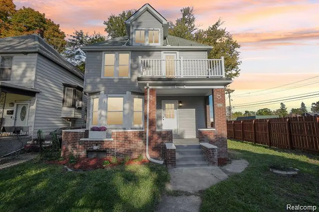 3736 Iroquois Street Detroit City MI 48214