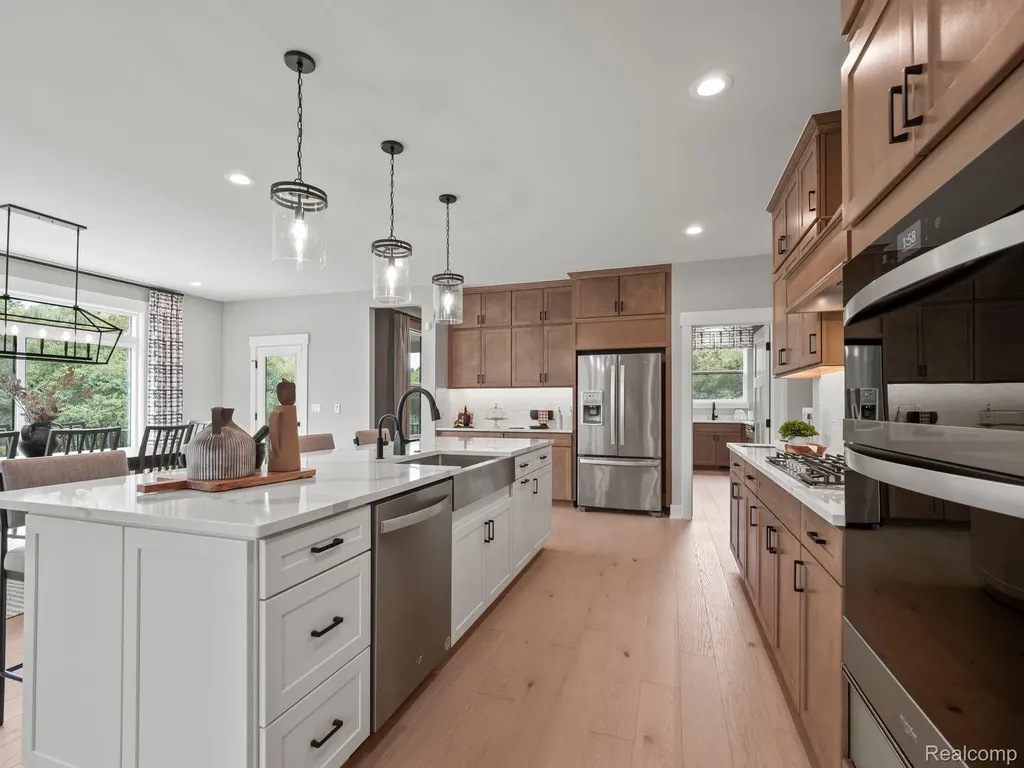 14050 Regatta Bay Drive Shelby Charter Township MI 48315